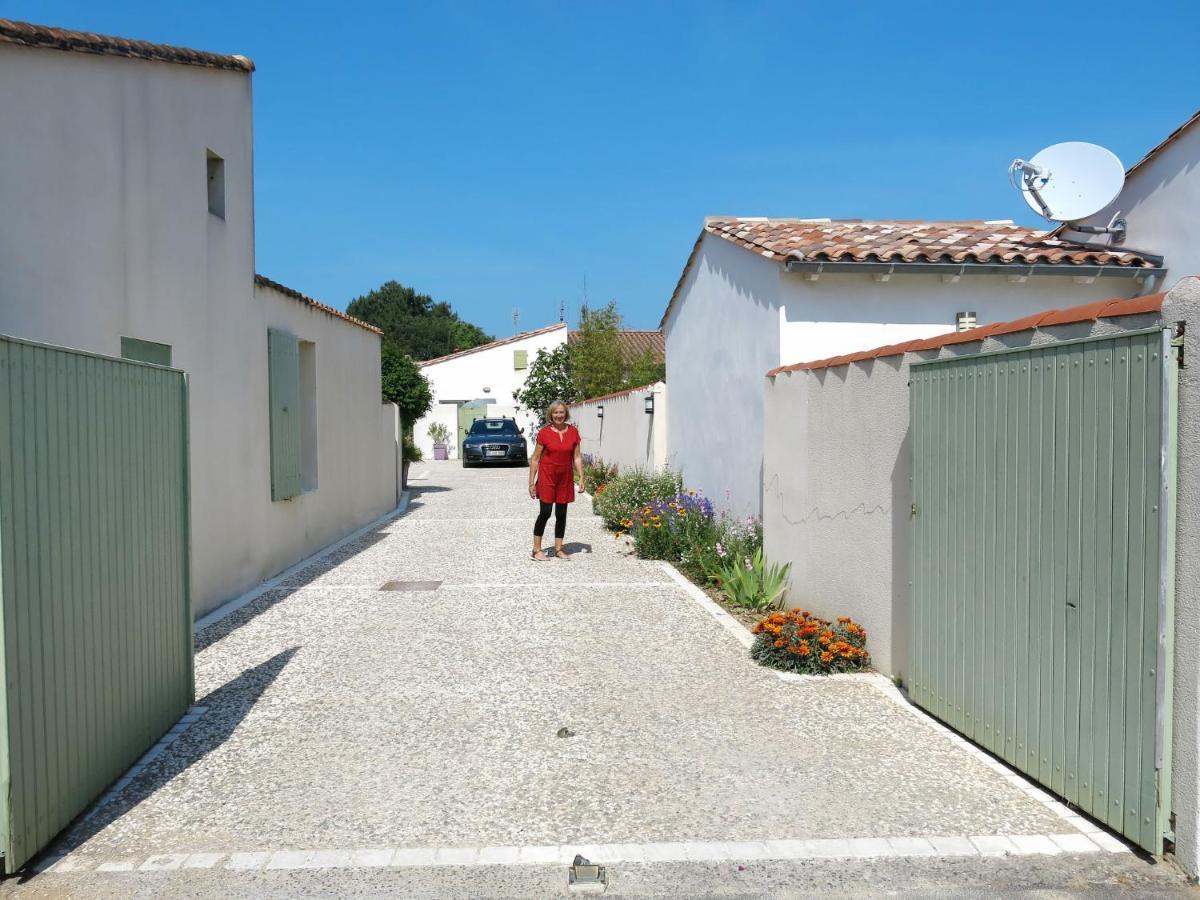 Holiday Home La Touche - Idr122 By Interhome La Flotte Exterior photo
